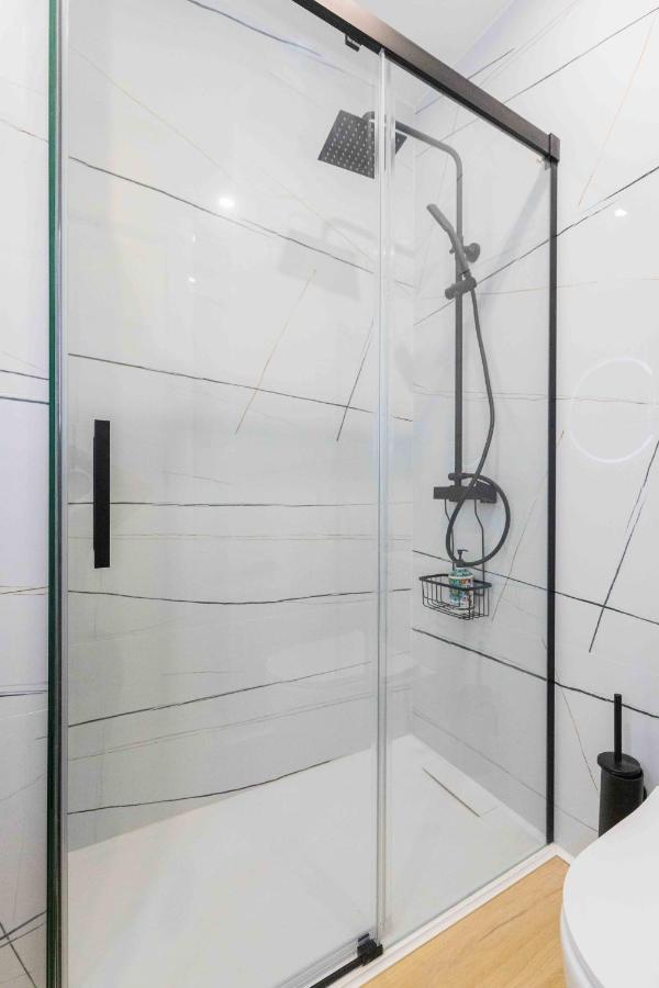 Bilbao Chic Barrena Old Town Apartment ภายนอก รูปภาพ