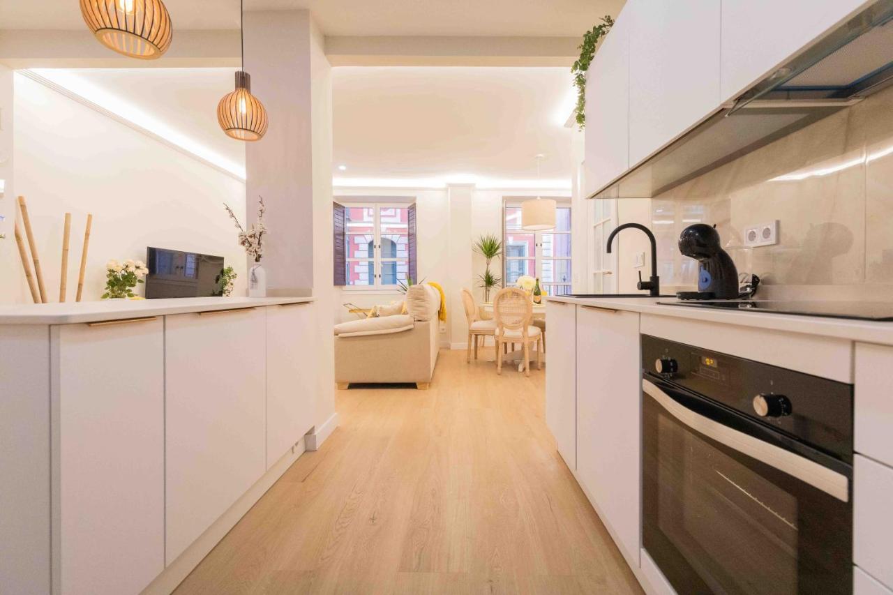 Bilbao Chic Barrena Old Town Apartment ภายนอก รูปภาพ
