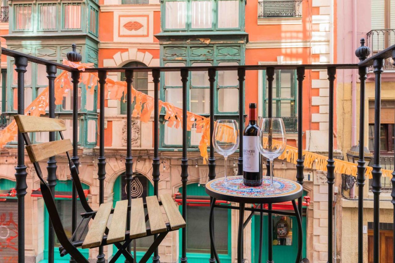 Bilbao Chic Barrena Old Town Apartment ภายนอก รูปภาพ