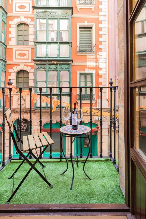 Bilbao Chic Barrena Old Town Apartment ภายนอก รูปภาพ