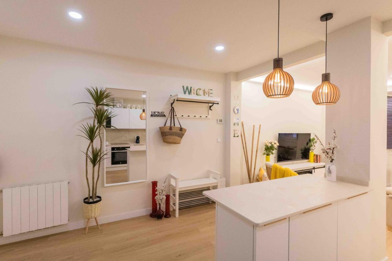 Bilbao Chic Barrena Old Town Apartment ภายนอก รูปภาพ